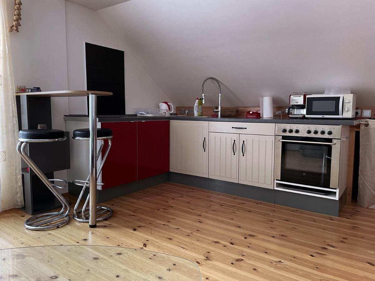 Apartman Nejdek Exteriör bild